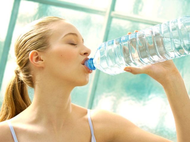 Drinking water, Water, Water bottle, Bottled water, Mineral water, Drinking, Skin, Shoulder, Bottle, Plastic bottle, 