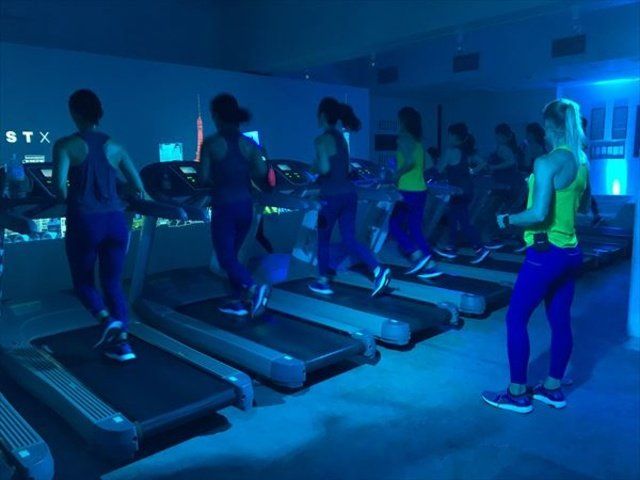 Physical fitness, Gym, Room, Exercise, Leisure, Sport venue, Aerobic exercise, Sports, Aerobics, Leisure centre, 