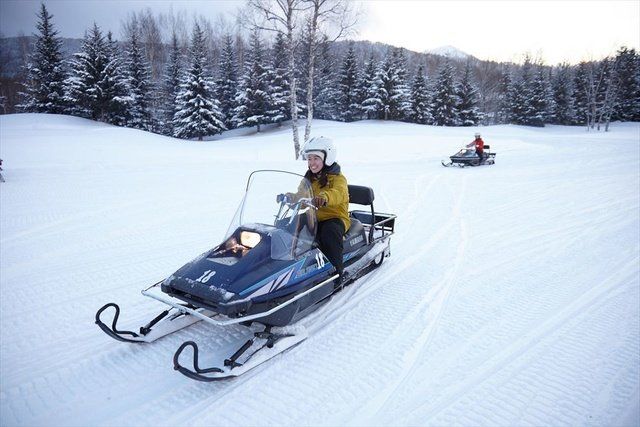 Snowmobile, Vehicle, Snow, Winter sport, Winter, Sled, Recreation, Racing, Sports, Vacation, 