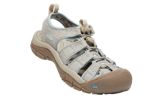 Shoe, Footwear, Outdoor shoe, Product, Beige, Walking shoe, Athletic shoe, Sneakers, Hiking boot, Hiking shoe, 