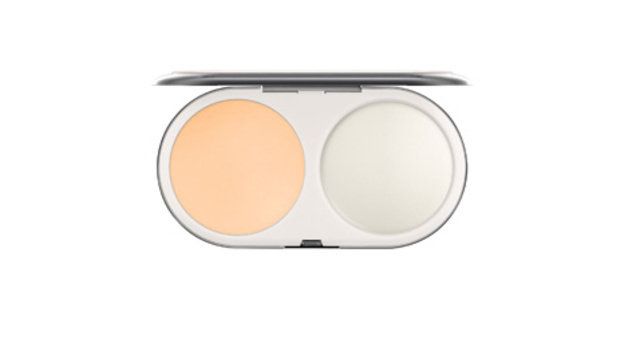 Cosmetics, Face powder, Product, Beauty, Beige, Orange, Eye, Eye shadow, Powder, Material property, 