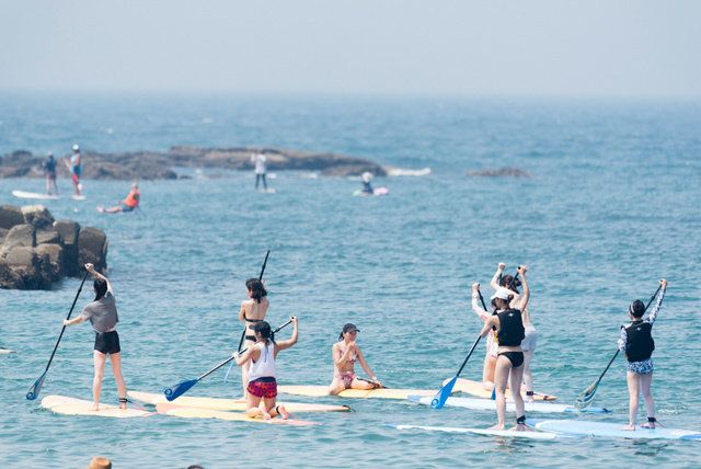 Stand up paddle surfing, Surface water sports, Recreation, Paddle, Sports, Ocean, Water, Water sport, Fun, Wave, 