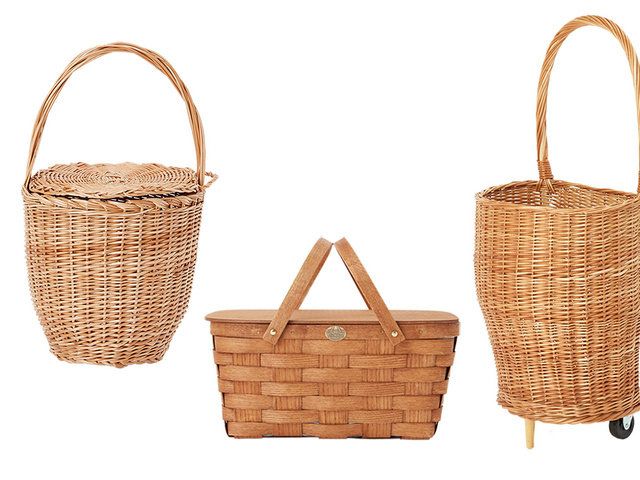 Basket, Storage basket, Wicker, Home accessories, Picnic basket, Beige, Bicycle accessory, Building material, 