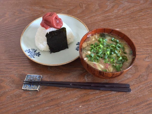 Dish, Cuisine, Food, Ingredient, Comfort food, Chopsticks, Japanese cuisine, Hiyayakko, Tableware, Meal, 