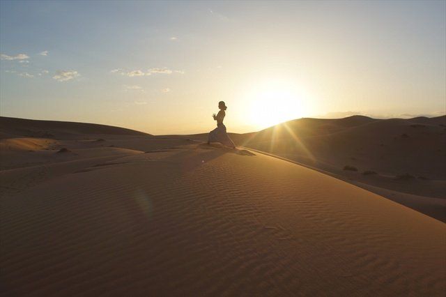 Desert, Sand, Natural environment, Erg, Sky, Aeolian landform, Sahara, Dune, Landscape, Morning, 