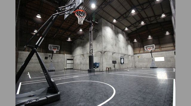 Sport venue, Basketball court, Basketball, Field house, Room, Photography, Building, 