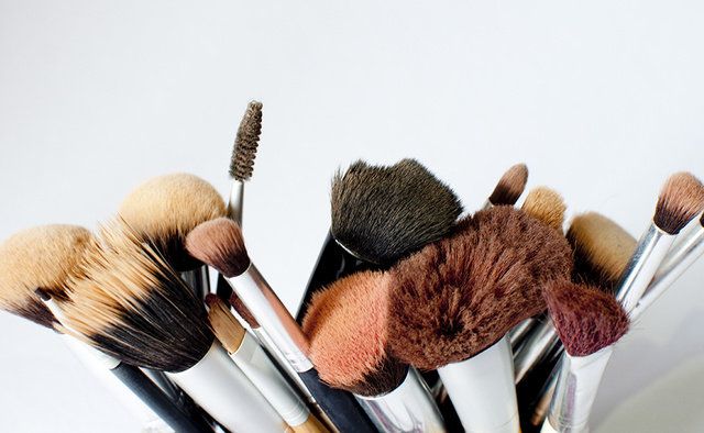 Brush, Brown, Cosmetics, Fur, Makeup brushes, Fawn, Tool, 