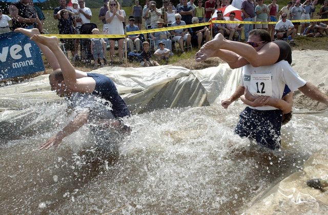 Water, Fun, Recreation, Endurance sports, Sports, Competition event, Vehicle, Leisure, Championship, River, 