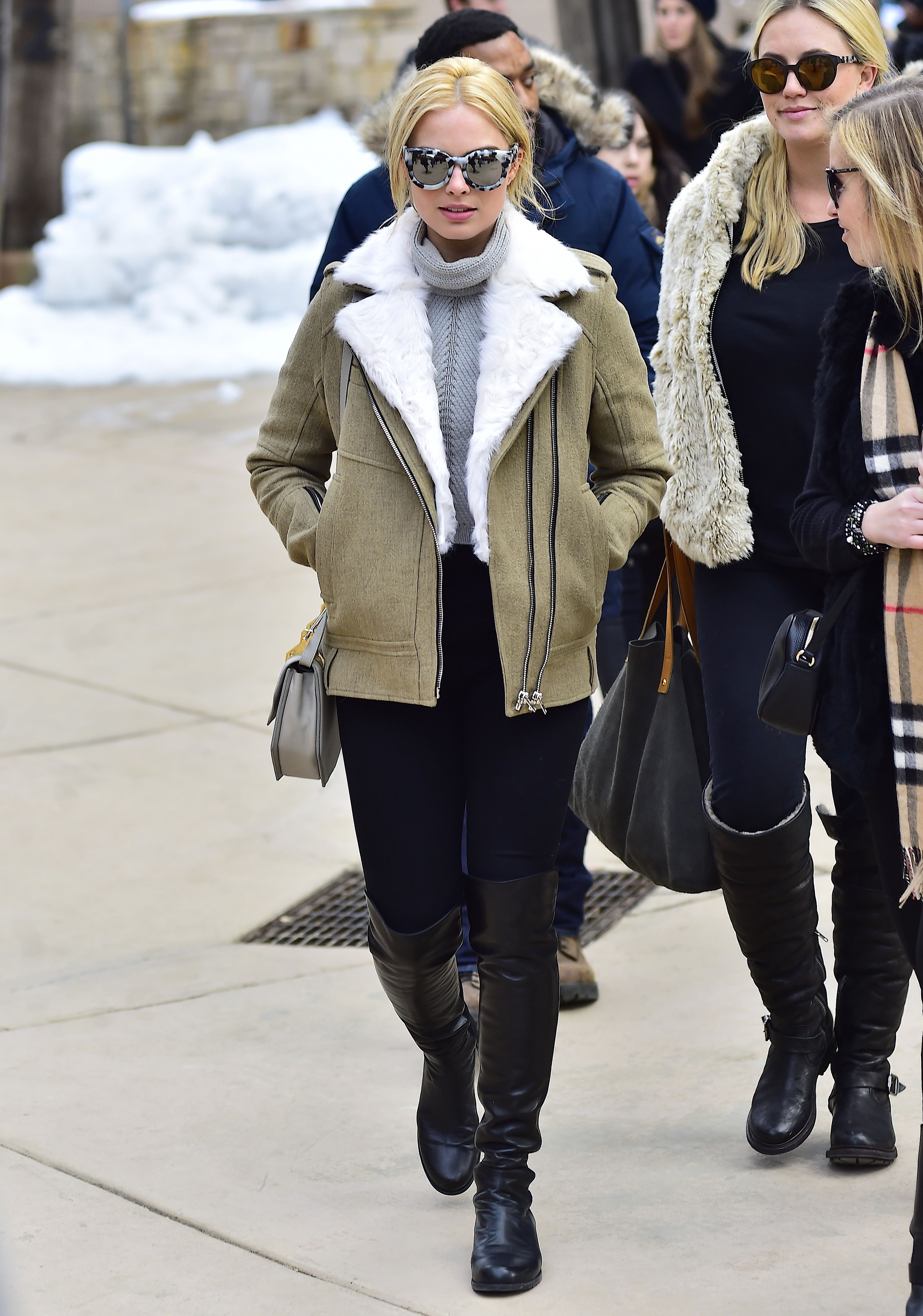Celebrities at Sundance Show Off Their Chic Winter Style: Rooney Mara, Nicole Kidman,More forecast Celebrities at Sundance Show Off Their Chic Winter Style: Rooney Mara, Nicole Kidman,More recommendations