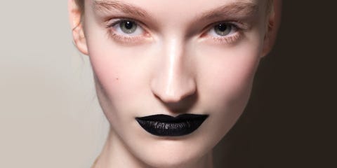 how to use charcoal toothpaste activated charcoal teeth whitening tips