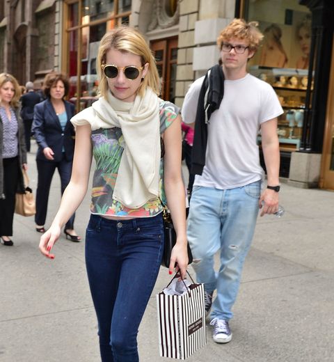 Emma Roberts Evan Peters Split Call Off Engagement