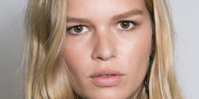 glossier boy brow review best brow product to tame brows