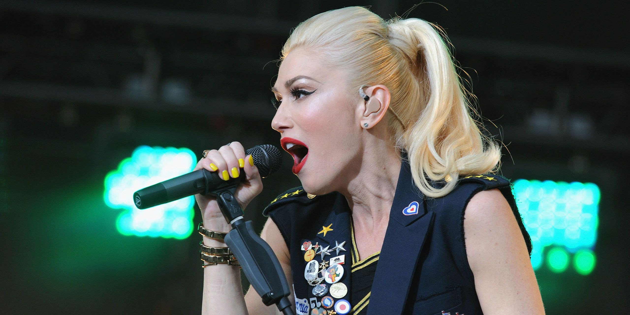 Gwen Stefani Explains Her Beauty Inspiration - Gwen Stefani Urban Decay ...