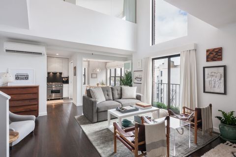 See Photos Of Alexis Bledel And Vincent Kartheiser S Brooklyn Heights Home