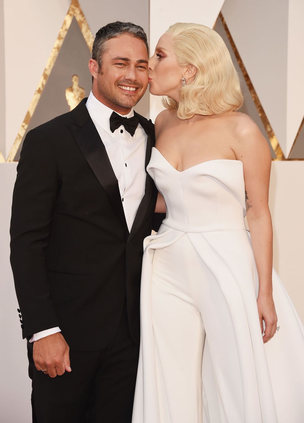 Taylor Kinney And Lady Gaga Split And End Engagement 2016 2643