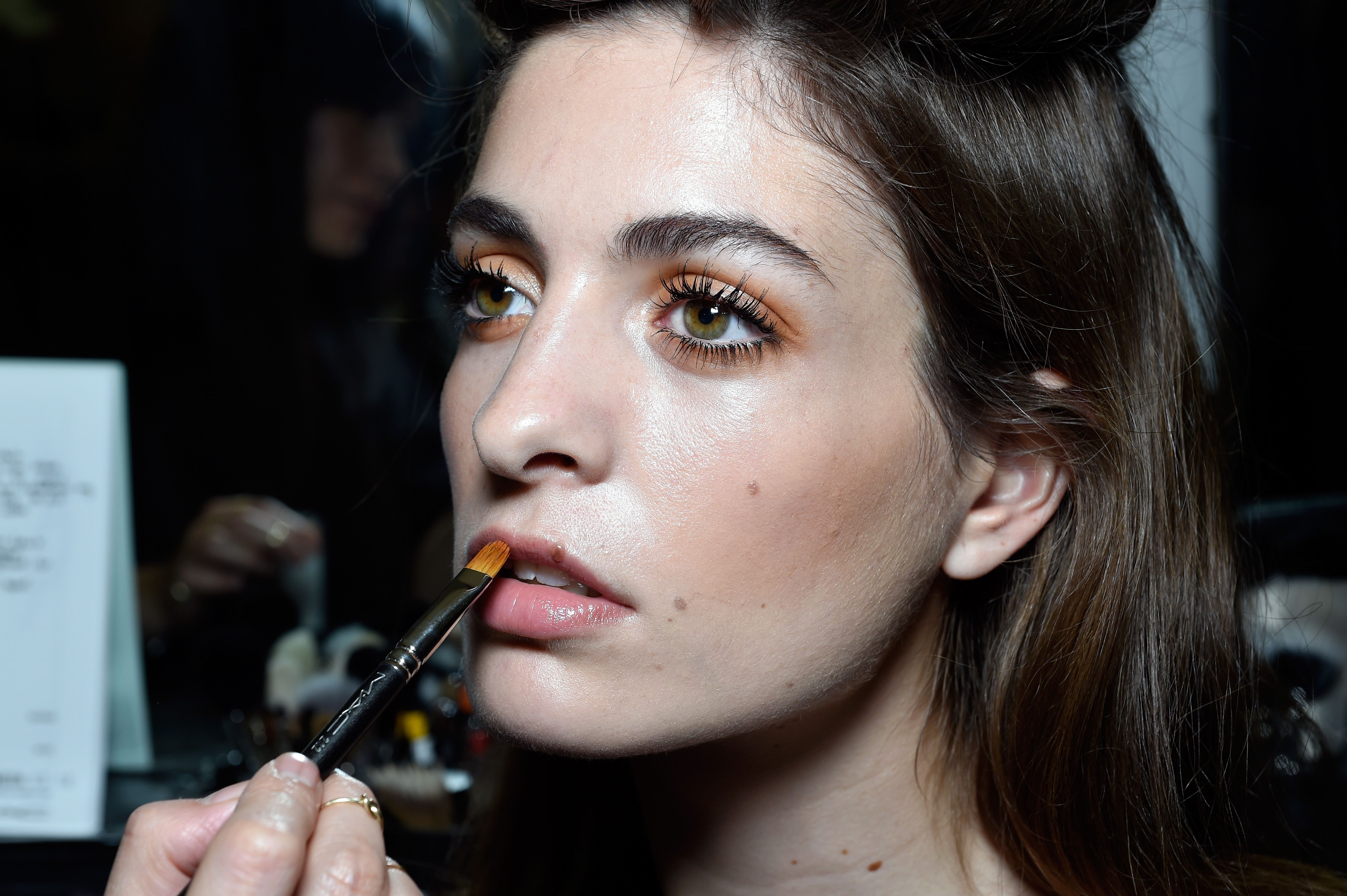 30 Makeup Tips Celebrity Makeup Artists Reveal Beauty Secrets