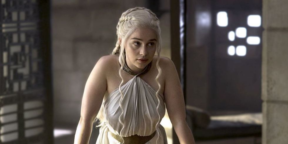 New Game Of Thrones Set Pictures Daenerys And Theon In New Got