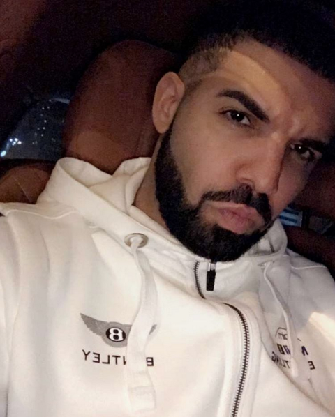 Drake Selfie Faces - How to Take a Selfie Like Drake