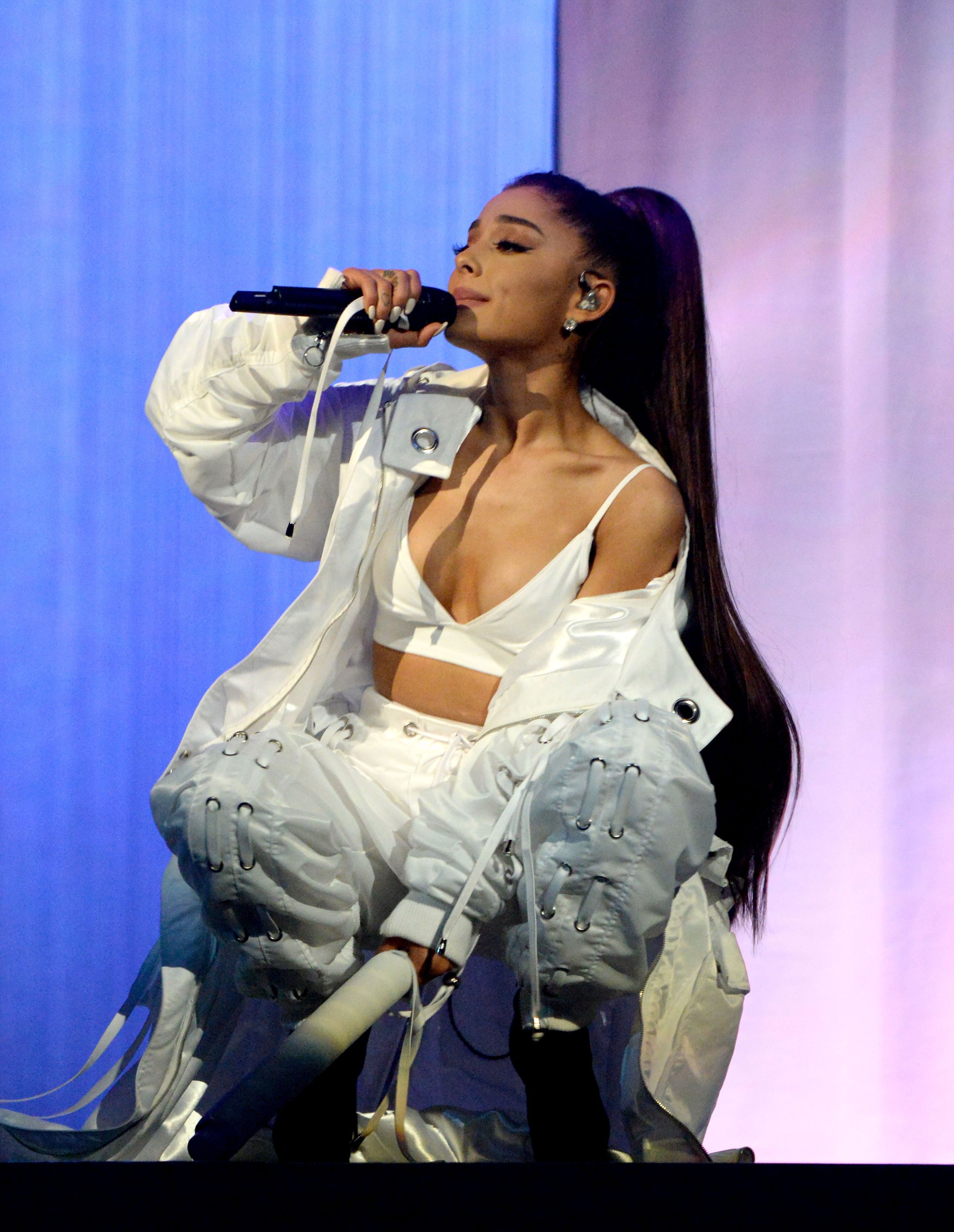 ariana grande white outfit