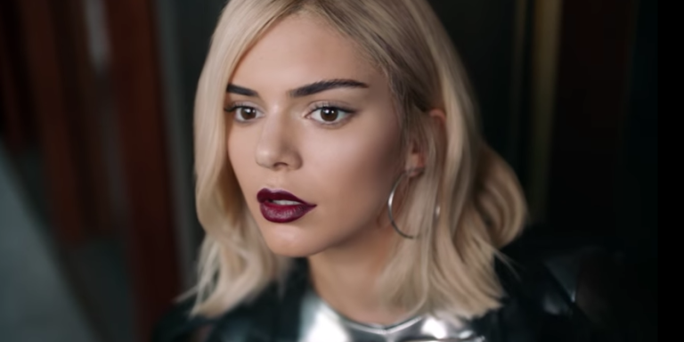 Watch Kendall Jenner S Pepsi Commercial Kendall Jenner S