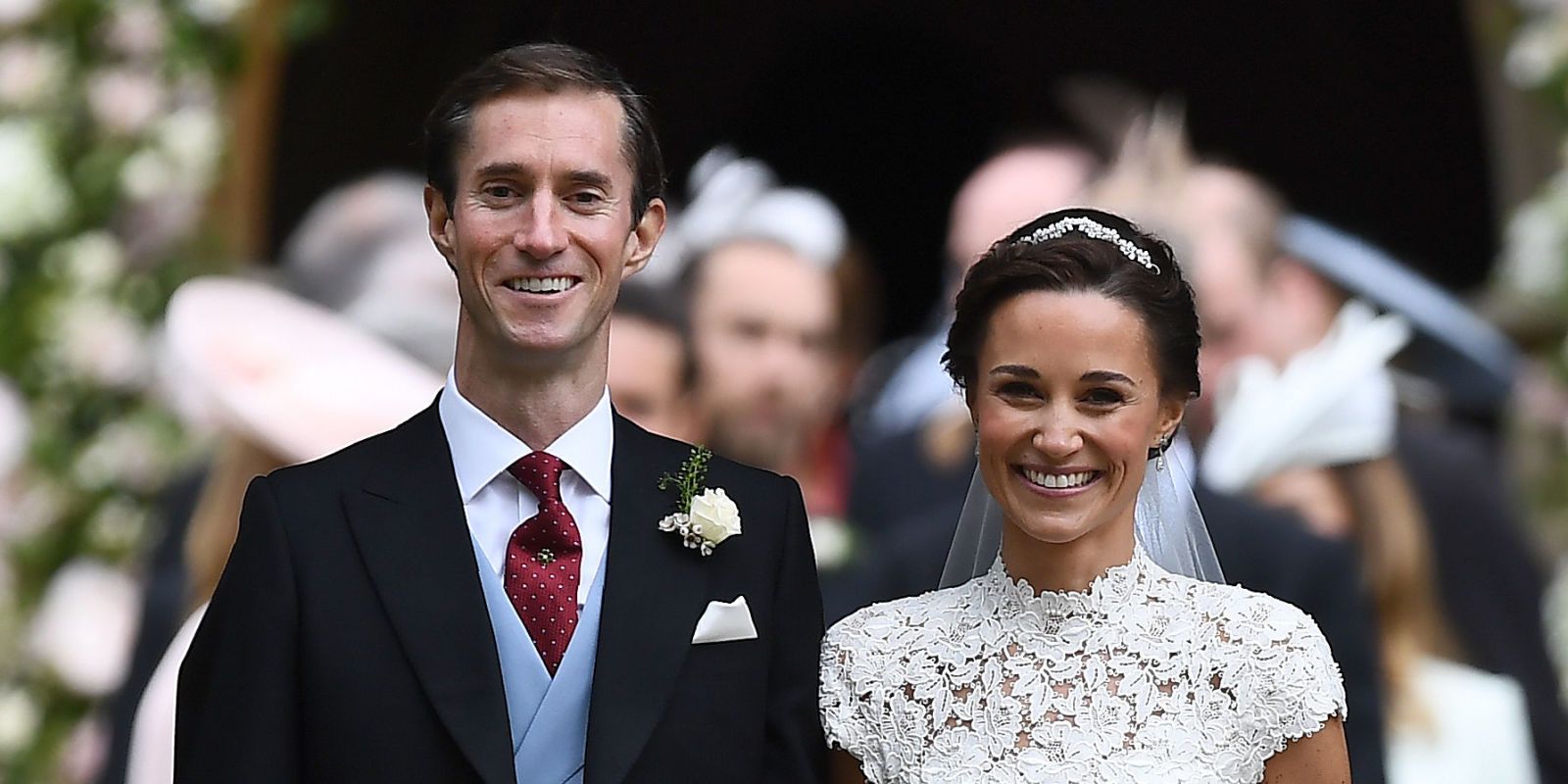 pippa middleton wedding dress cost