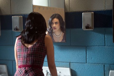 50 Best Riverdale Outfits From Season 1 And Where To Buy Them - 