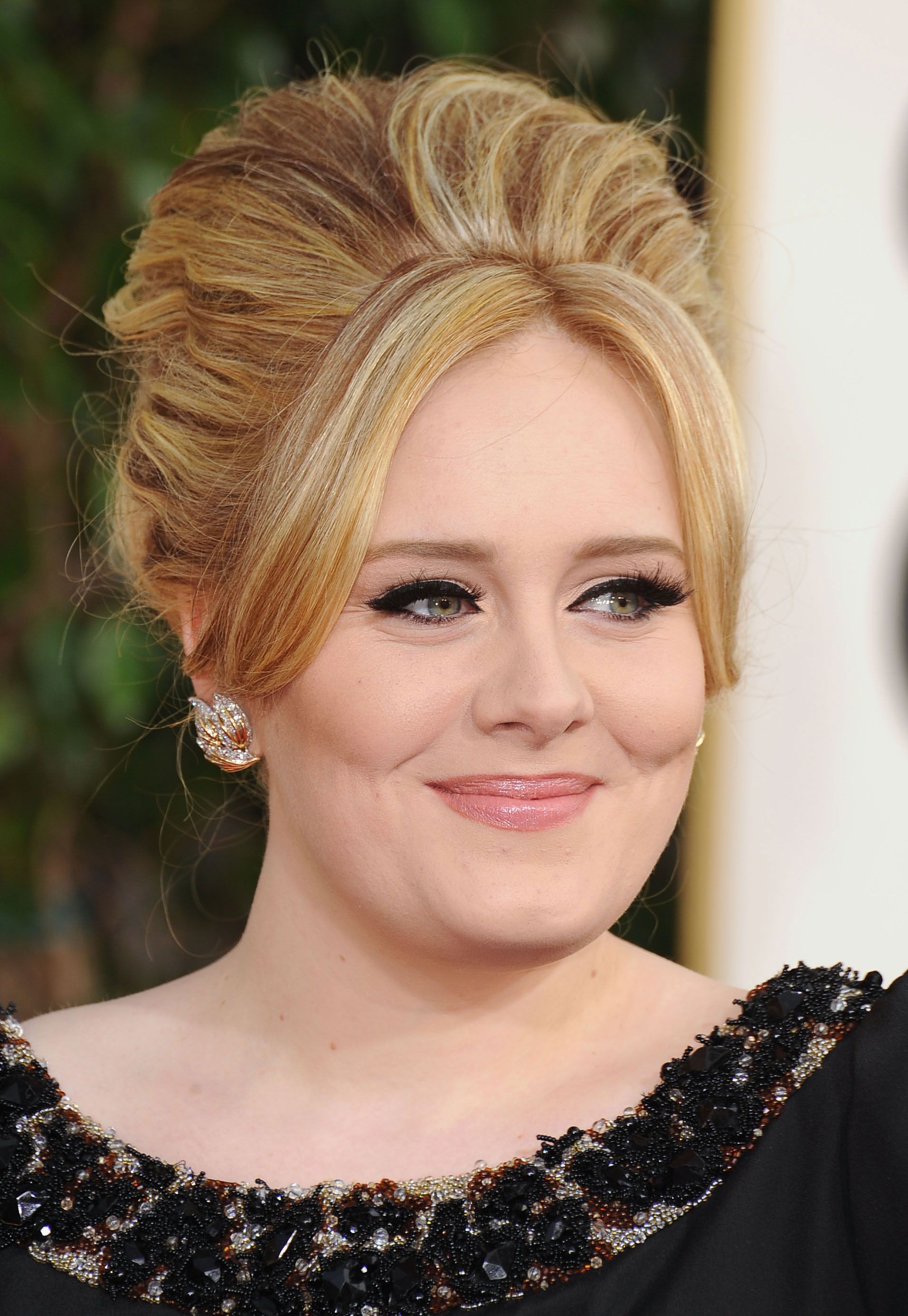 Best Celebrity Hairstyles - Adele Haircut