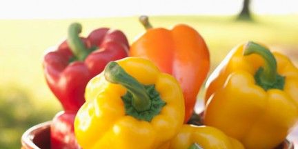 Bell pepper, Whole food, Yellow, Food, Natural foods, Produce, Ingredient, Vegan nutrition, Local food, Bell peppers and chili peppers, 