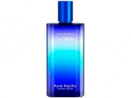 Liquid, Fluid, Blue, Bottle, Perfume, Purple, Violet, Electric blue, Aqua, Cobalt blue, 