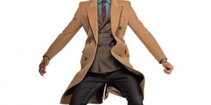 Brown, Collar, Sleeve, Trousers, Shoulder, Standing, Textile, Coat, Hand, Suit trousers, 