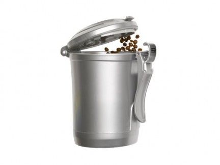 Drinkware, Liquid, Lid, Metal, Steel, Cookware and bakeware, Kitchen appliance accessory, Cylinder, Silver, Aluminium, 