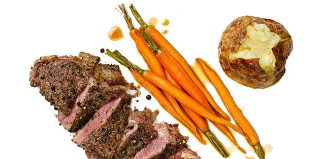 Food, Beef, Ingredient, Cuisine, Pastrami, Pork, Steak, Meat, Flat iron steak, Root vegetable, 