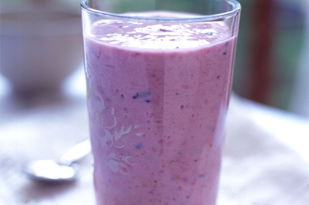 Pineapple and mixed berry smoothie