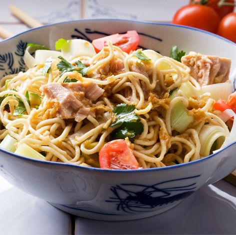 Food, Cuisine, Noodle, Ingredient, Spaghetti, Tableware, Chinese noodles, Pasta, Pancit, Produce, 