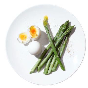 Ingredient, Food, Vegetable, Produce, Dishware, Egg white, Asparagus, Egg yolk, Whole food, Egg, 