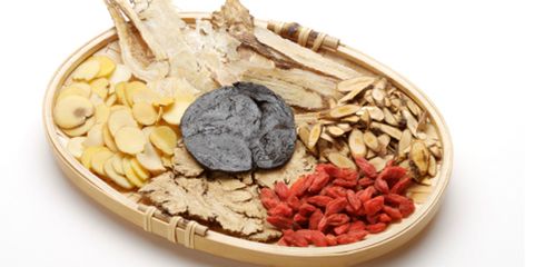 Ingredient, Dried fruit, Natural material, Produce, Seed, Superfood, Bowl, Staple food, 