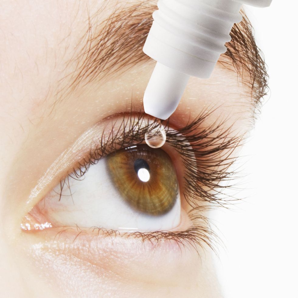 how to apply ciprofloxacin eye ointment