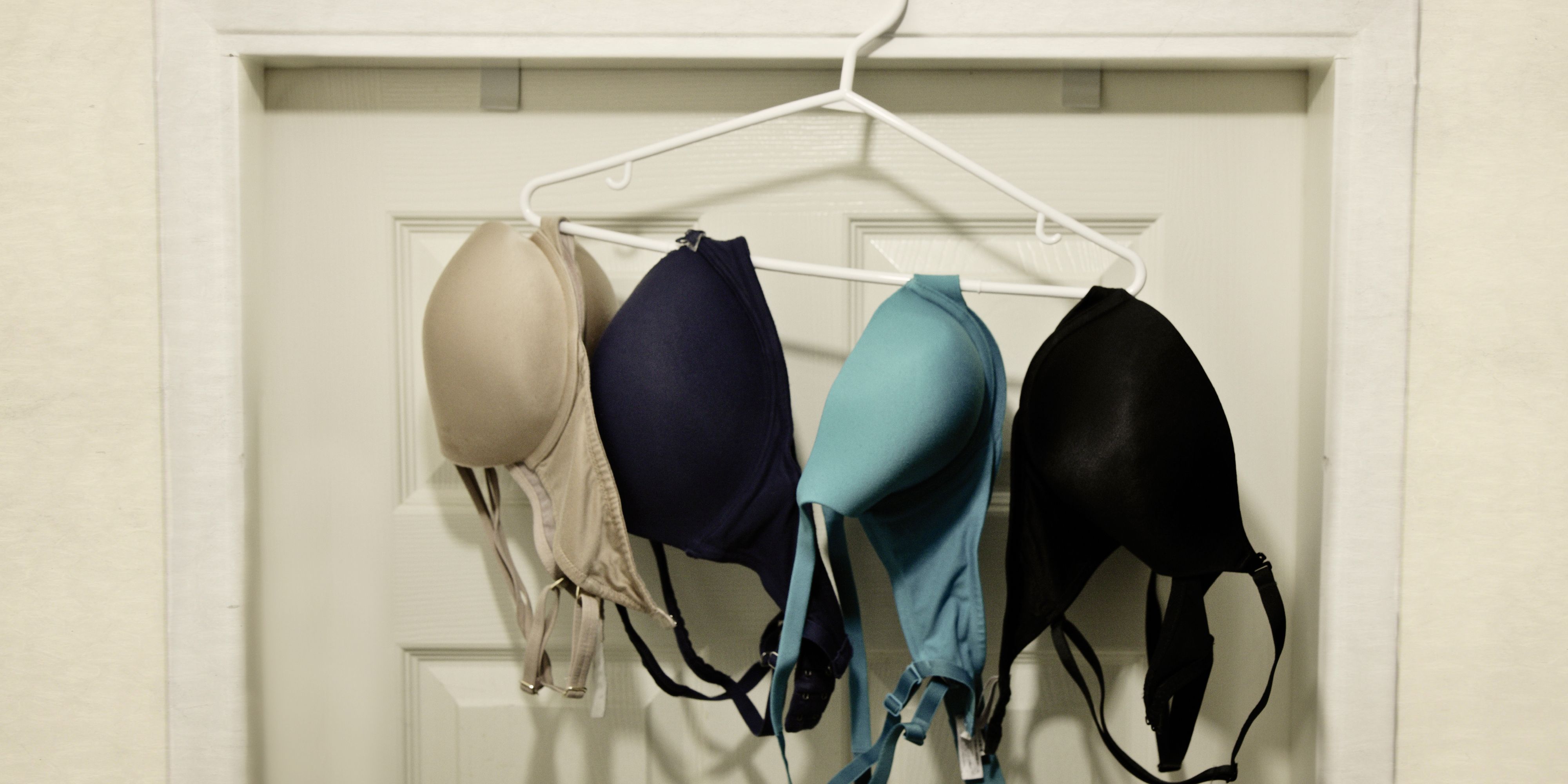 Wearing an ill-fitting bra can lead to discomfort, pain, and serious health  issues. Avoid these bra fitting mistakes and shop the best br