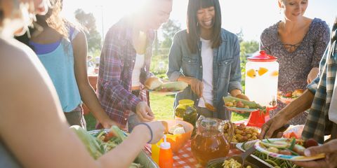 Summer picnic healthy foods