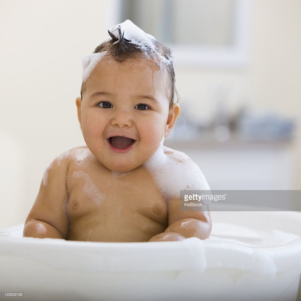 when do you give a baby their first bath