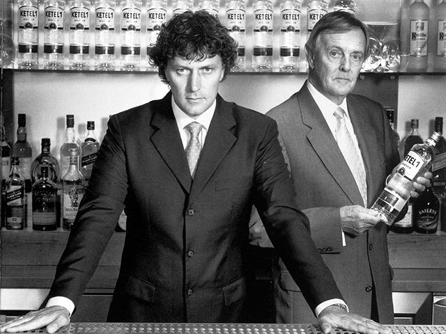 Bartender, Drink, Liqueur, White-collar worker, Distilled beverage, 