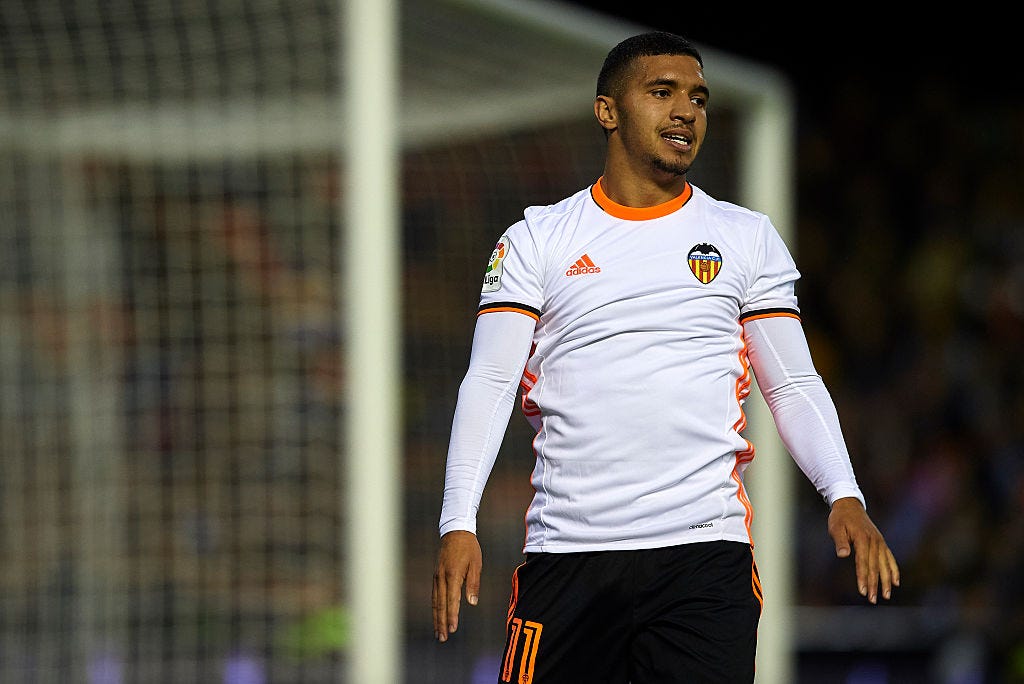 Geinig speeltje: ex-PSV'er Zakaria Bakkali verkoopt ...