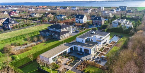 Jorgen Raymann Leurt Nog Steeds Met 2 4 Miljoen Kostend Polderpaleis