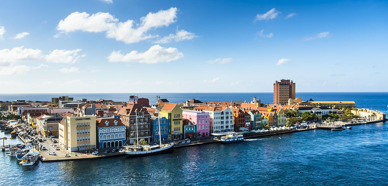 Nederlanders Wonen En Werken In Het 'buitenland': Curaçao