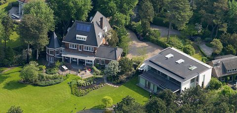 Aerial photography, Property, Estate, House, Home, Mansion, Real estate, Building, Roof, Cottage, 