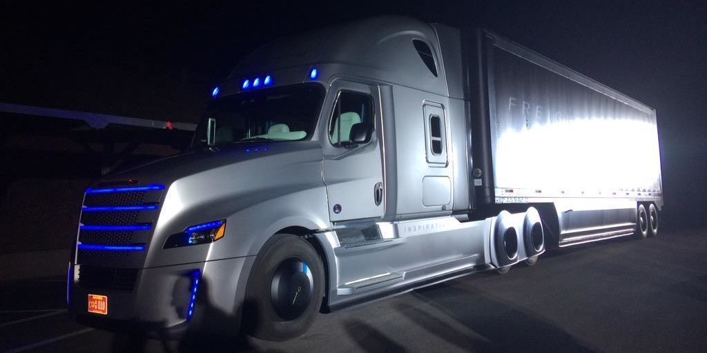 This Futuristic Big Rig Can Drive Itself