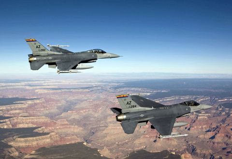 F-16 Fighter Jet Crashes in Arizona