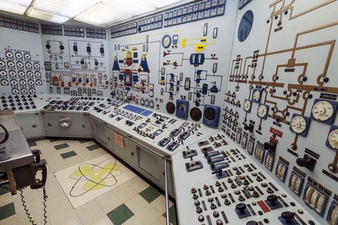 19 of the Most Beautiful and Complex Control Panels