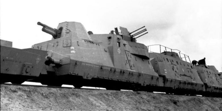 what battle in WWII had the largest tank battle ever