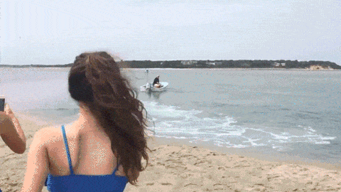 10 GIFs That Tell Totally Different Stories When Reversed
